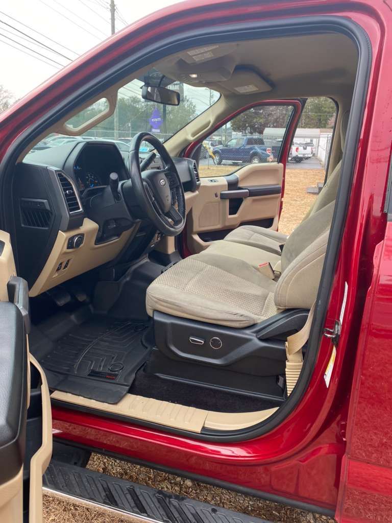 2017 Ford F-150 XLT - Photo 6